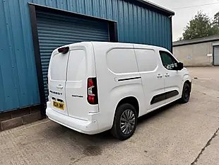 Used 2024 Peugeot Partner Asphalt White - Interior and Exterior details 9