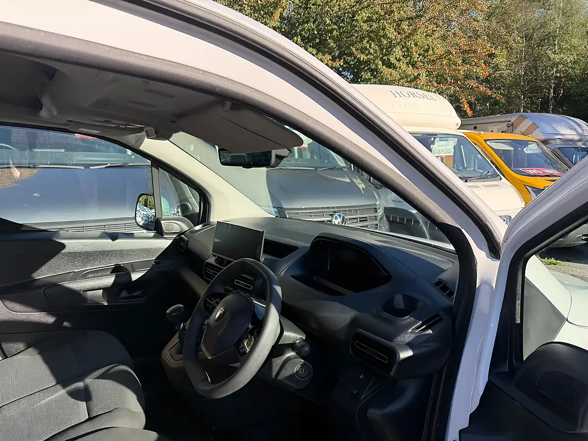 Used 2024 Peugeot Partner Asphalt White - Interior and Exterior details 10