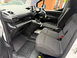 Used 2024 Peugeot Partner Asphalt White - Interior and Exterior details 7