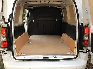 Used 2024 Peugeot Partner Partner Pv Long Asphalt White - Interior and Exterior details 13