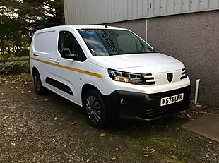 Used 2024 Peugeot Partner Partner Pv Long Asphalt White - Interior and Exterior details 2