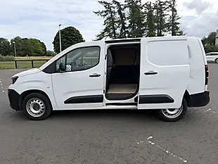 Used 2024 Peugeot Partner Pro-Premium+ Long White - Interior and Exterior details 11