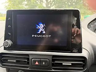 Used 2024 Peugeot Partner Pro-Premium+ Long White - Interior and Exterior details 16