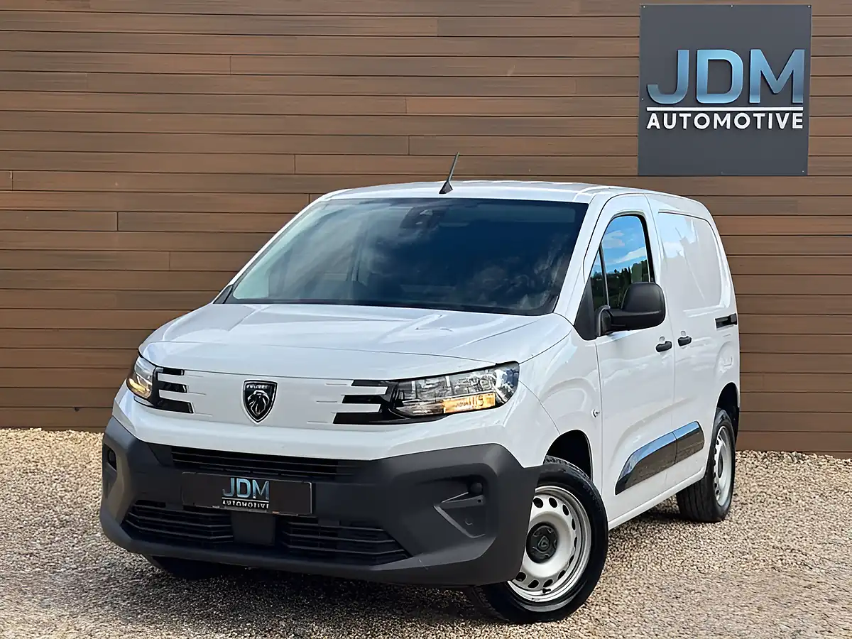 Used 2024 Peugeot Partner Professional L1 Ice White - Interior and Exterior details 8