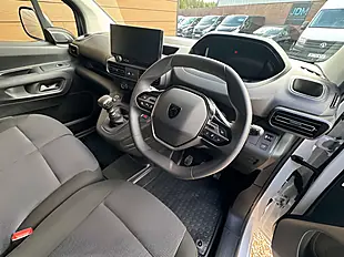 Used 2024 Peugeot Partner Professional L1 Ice White - Interior and Exterior details 16