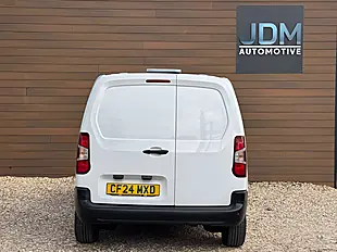 Used 2024 Peugeot Partner Professional L1 Ice White - Interior and Exterior details 4