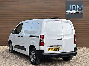 Used 2024 Peugeot Partner Professional L1 Ice White - Interior and Exterior details 6
