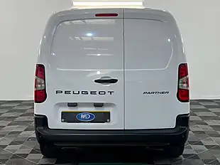 Used 2024 Peugeot Partner Professional L2 White - Interior and Exterior details 4