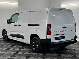 Used 2024 Peugeot Partner Professional L2 White - Interior and Exterior details 5