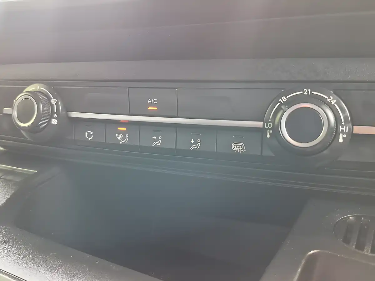 Used 2024 Peugeot Partner Professional Long Panel Van Ice White - Interior and Exterior details 15