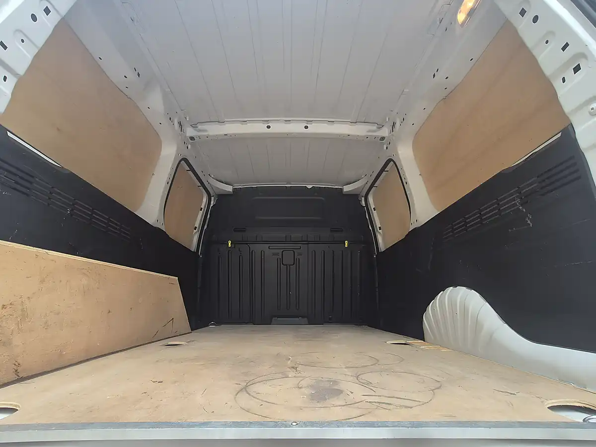 Used 2024 Peugeot Partner Professional Long Panel Van Ice White - Interior and Exterior details 8