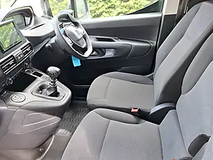 Used 2024 Peugeot Partner Professional Long White - Interior and Exterior details 13