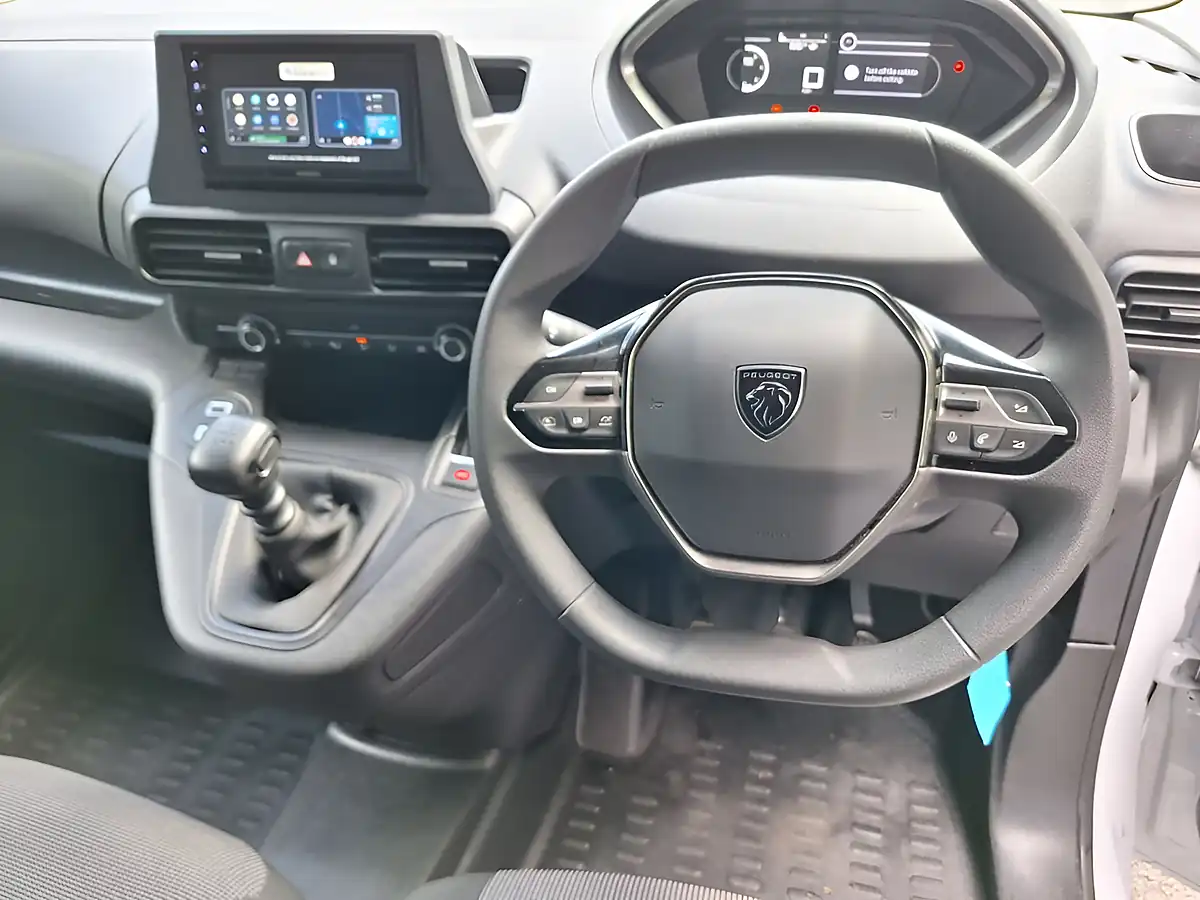 Used 2024 Peugeot Partner Professional Long White - Interior and Exterior details 14