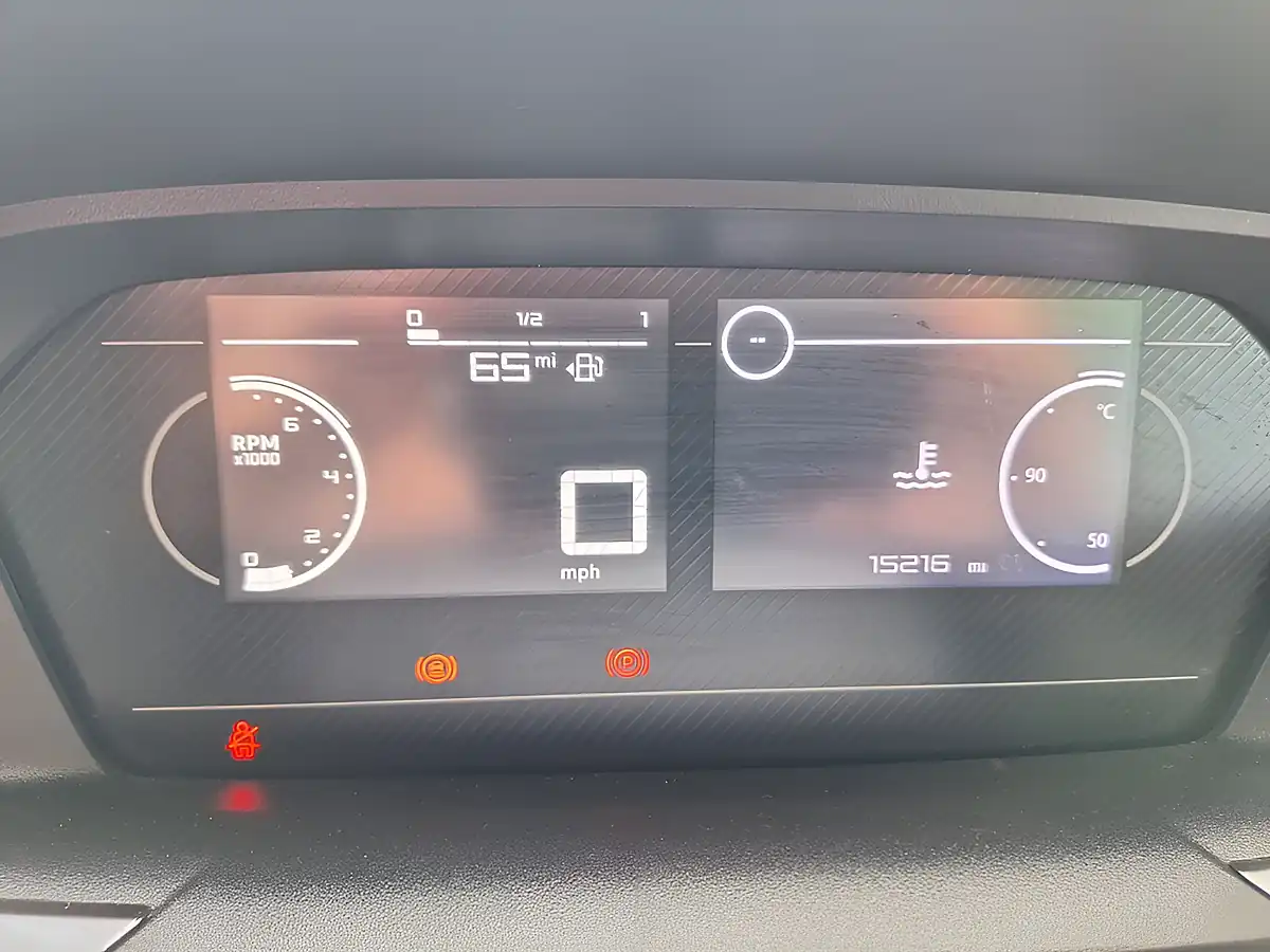 Used 2024 Peugeot Partner Professional Long White - Interior and Exterior details 16