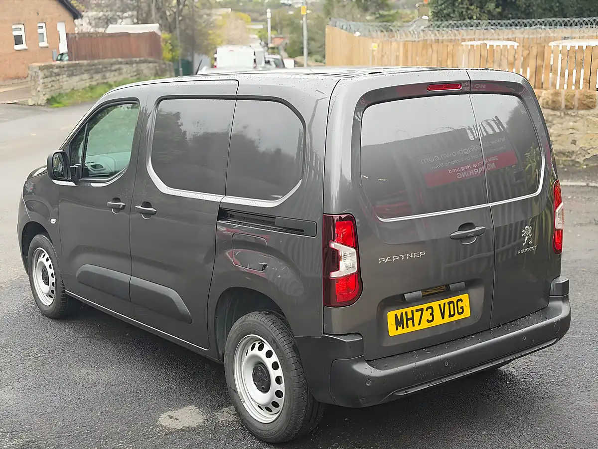 Used 2024 Peugeot Partner Professional Premium Grey - Interior and Exterior details 2