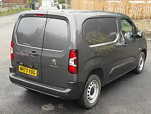 Used 2024 Peugeot Partner Professional Premium Grey - Interior and Exterior details 4