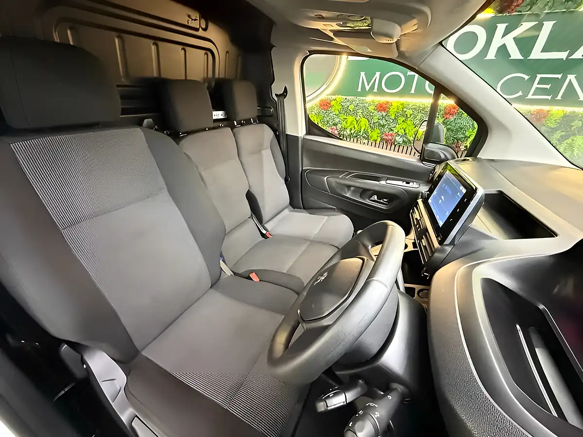Used 2024 Peugeot Partner Professional Premium Plus L1 White - Interior and Exterior details 12