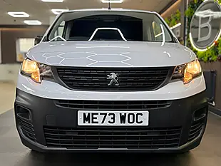 Used 2024 Peugeot Partner Professional Premium Plus L1 White - Interior and Exterior details 4