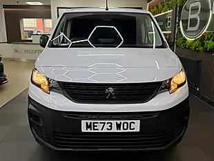 Used 2024 Peugeot Partner Professional Premium Plus L1 White - Interior and Exterior details 5