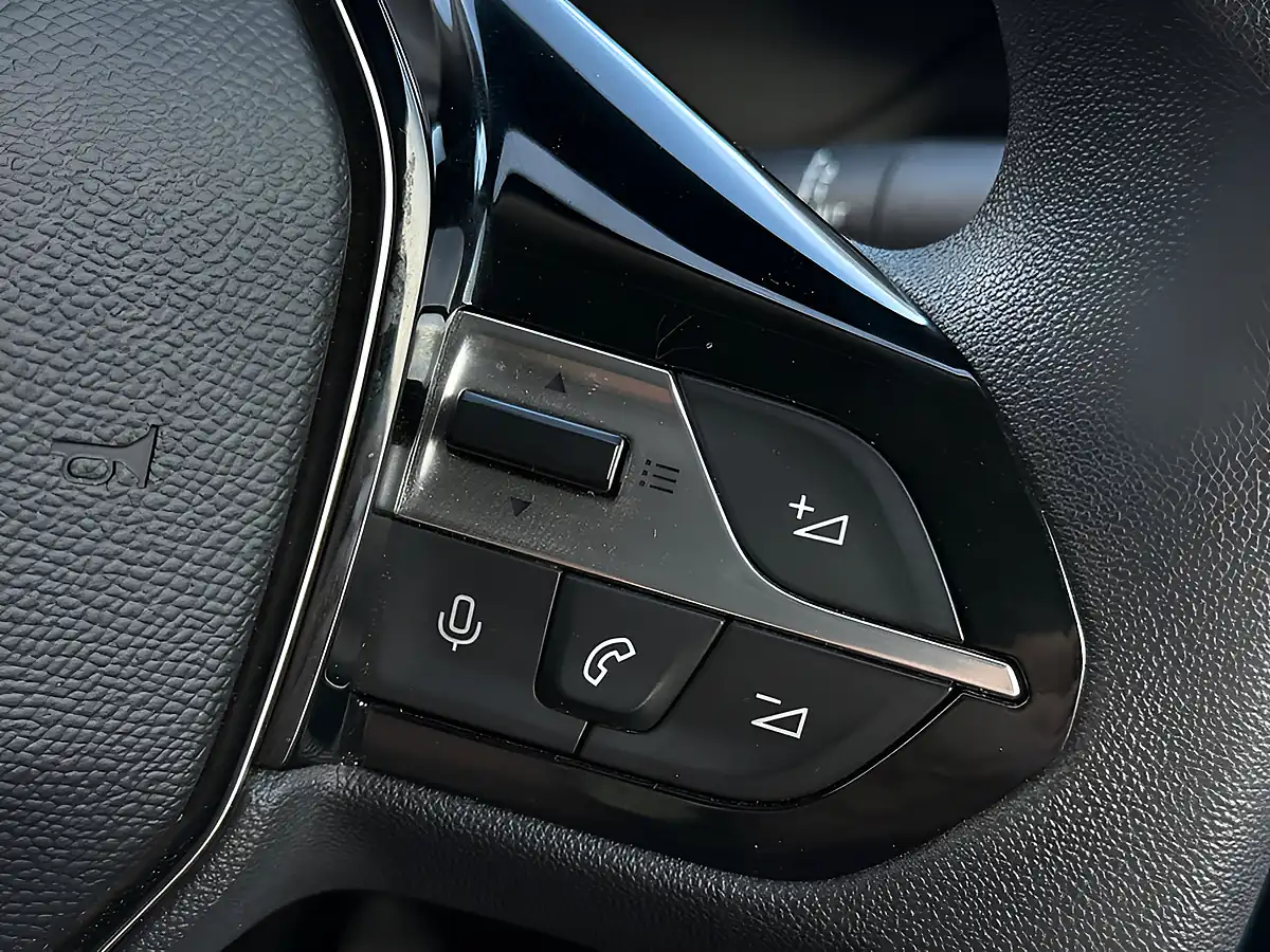 Used 2024 Peugeot Partner Professional Standard Grey - Interior and Exterior details 17
