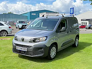 Used 2024 Peugeot Partner Professional Standard Grey - Interior and Exterior details 3