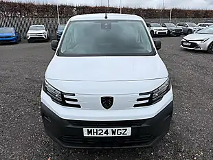 Used 2024 Peugeot Partner Professional Standard White - Interior and Exterior details 2