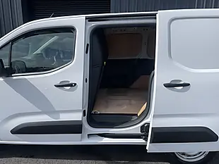 Used 2024 Peugeot Partner Professional Swb White - Interior and Exterior details 11