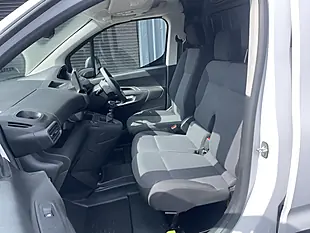 Used 2024 Peugeot Partner Professional Swb White - Interior and Exterior details 13