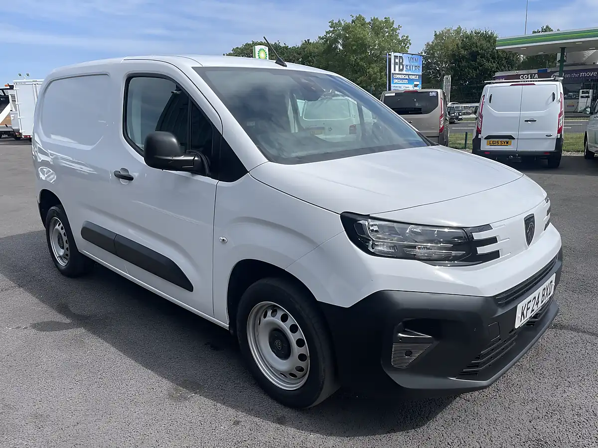 Used 2024 Peugeot Partner Professional Swb White - Interior and Exterior details 2