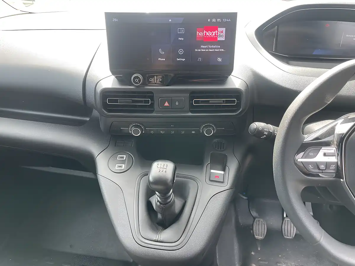 Used 2024 Peugeot Partner Professional Swb White - Interior and Exterior details 5