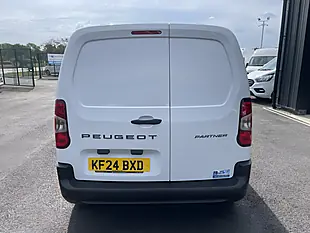 Used 2024 Peugeot Partner Professional Swb White - Interior and Exterior details 8