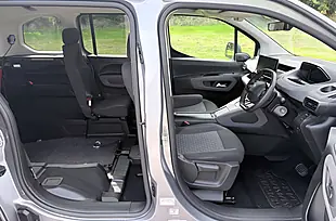 Used 2024 Peugeot Rifter Horizon GT Grey - Interior and Exterior details 7