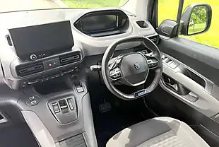 Used 2024 Peugeot Rifter Horizon GT Xl Black - Interior and Exterior details 12