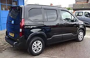 Used 2024 Peugeot Rifter Wheelchair Access Black - Interior and Exterior details 17