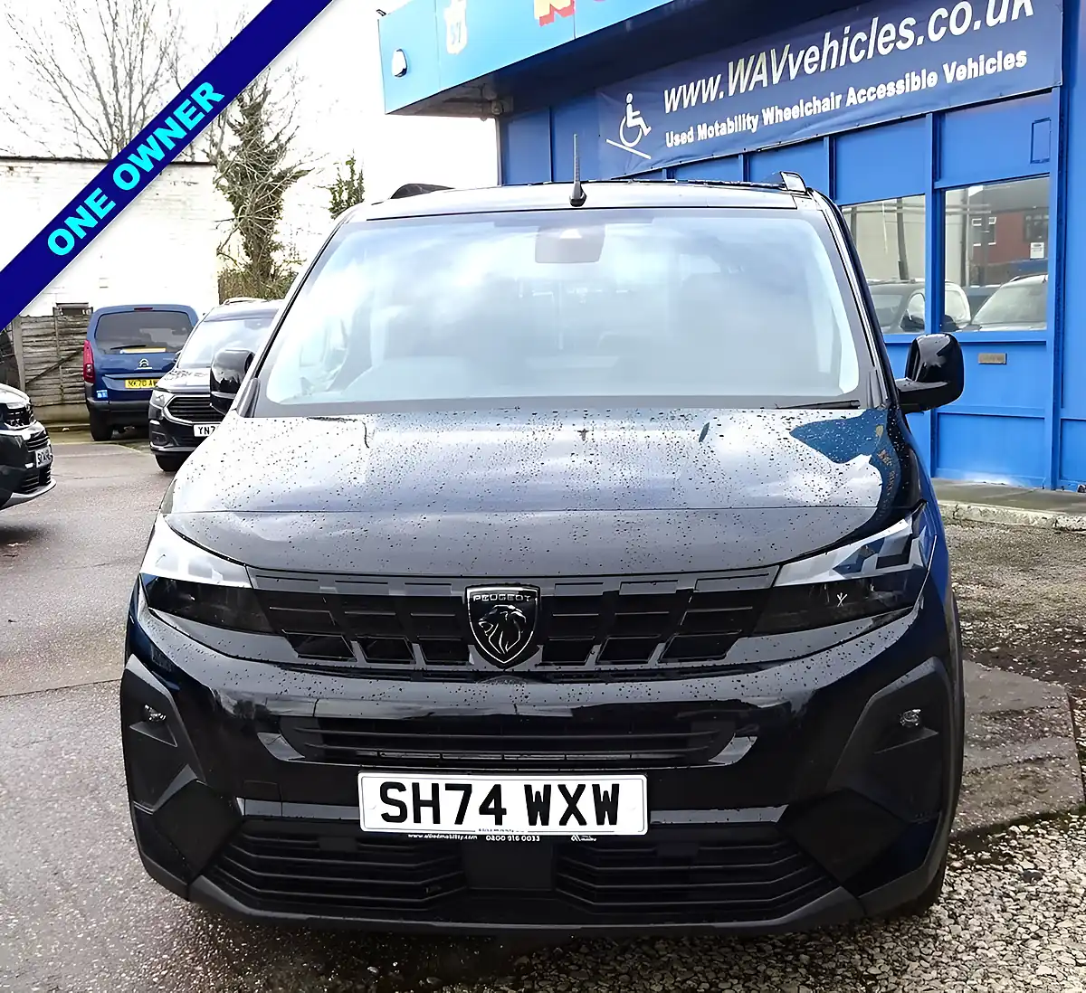 Used 2024 Peugeot Rifter Wheelchair Access Black - Interior and Exterior details 3