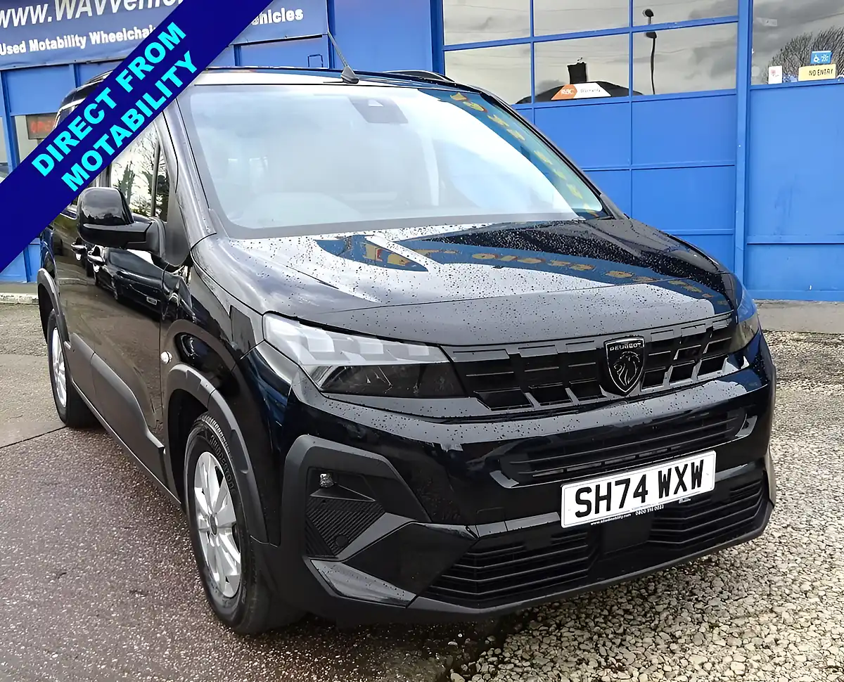 Used 2024 Peugeot Rifter Wheelchair Access Black - Interior and Exterior details 4