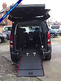 Used 2024 Peugeot Rifter Wheelchair Access Black - Interior and Exterior details 8