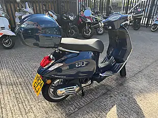 Used 2024 Piaggio Primavera Blue - Interior and Exterior details 3