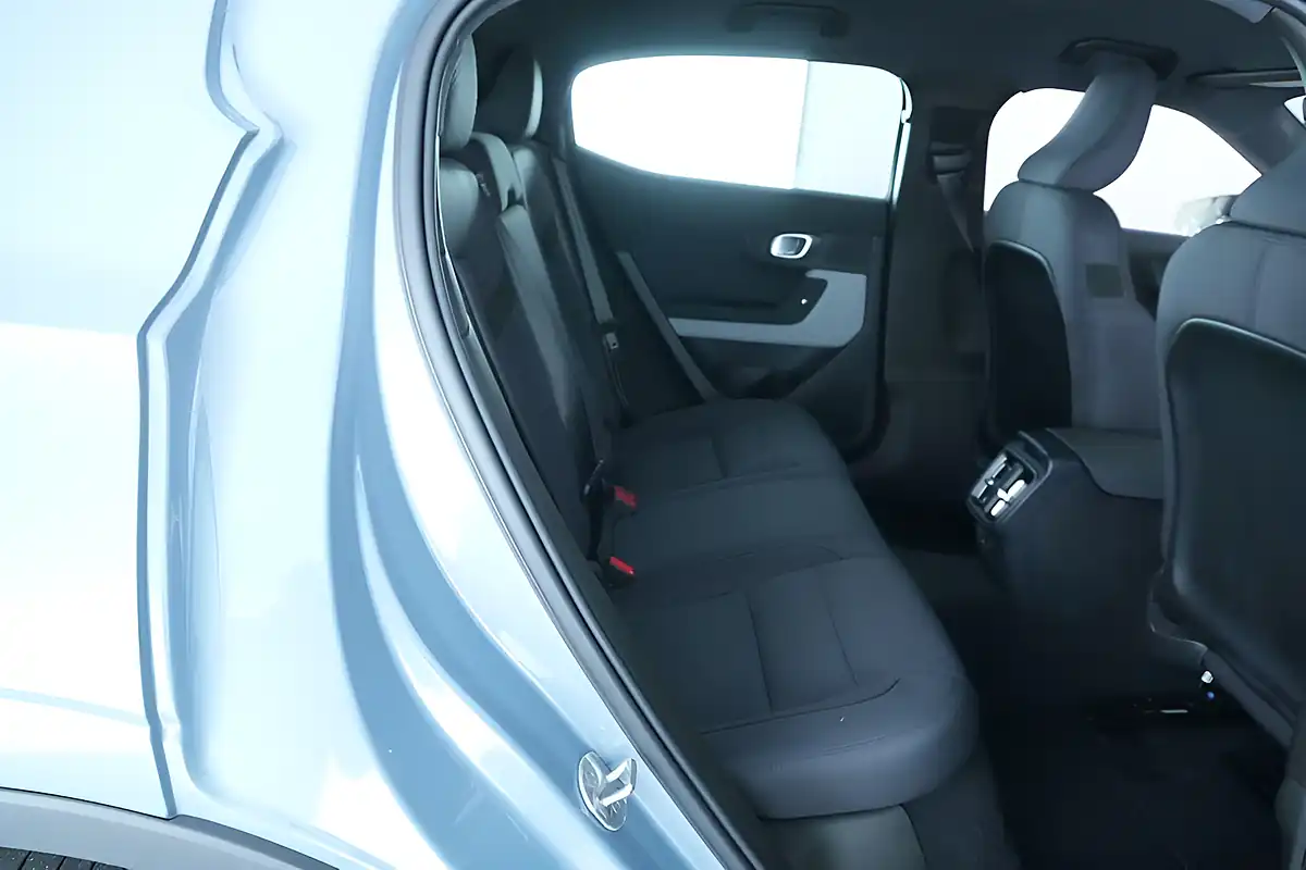 Used 2024 Polestar 2 Long Range Grey - Interior and Exterior details 10