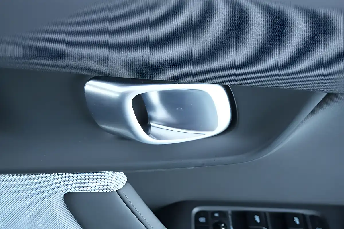 Used 2024 Polestar 2 Long Range Grey - Interior and Exterior details 20
