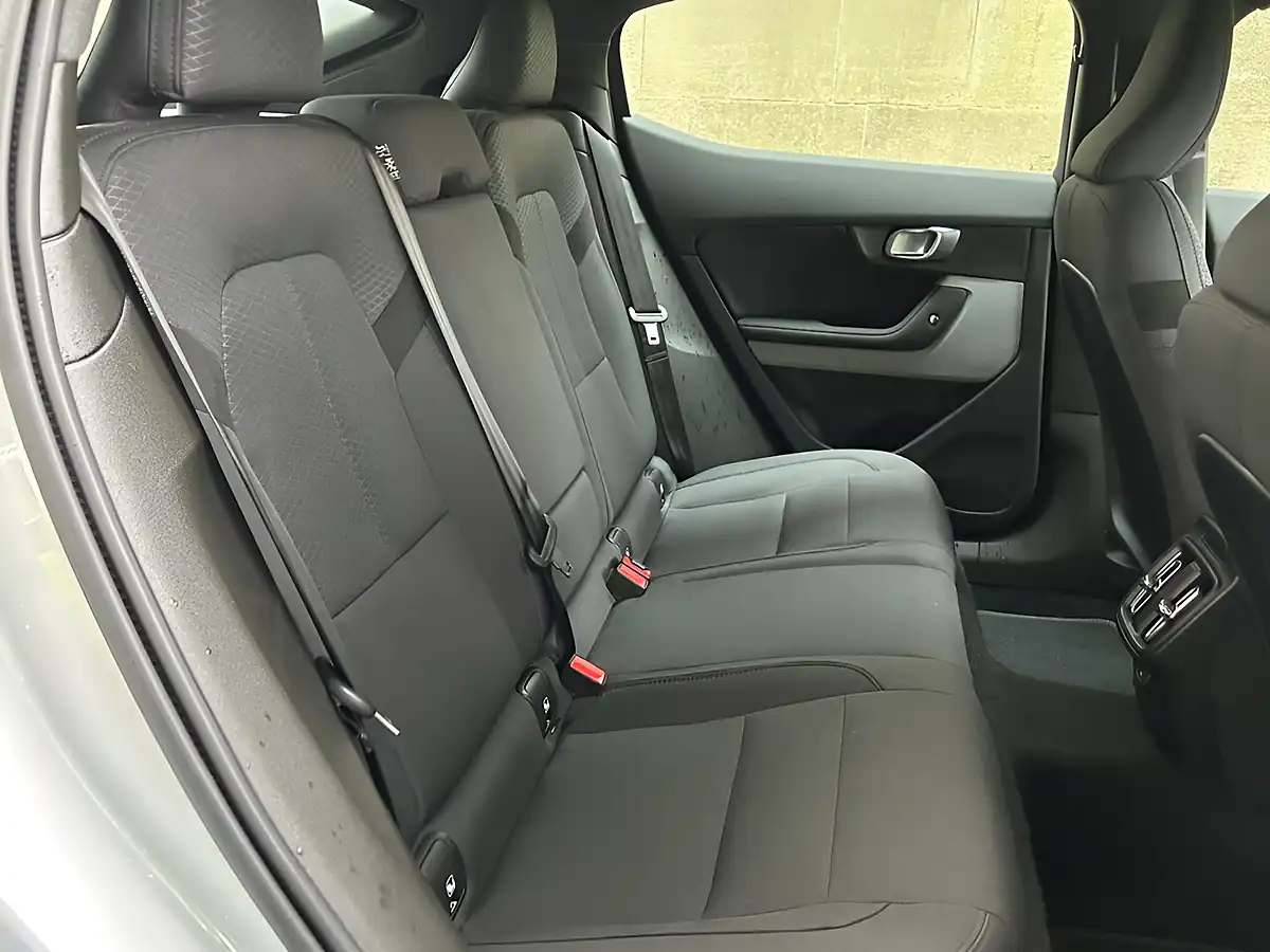 Used 2024 Polestar 2 Standard Range Grey - Interior and Exterior details 17