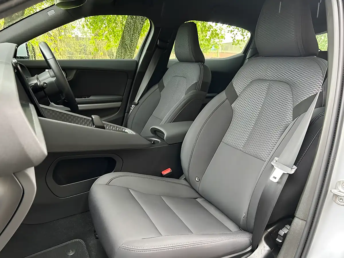 Used 2024 Polestar 2 Standard Range Grey - Interior and Exterior details 9