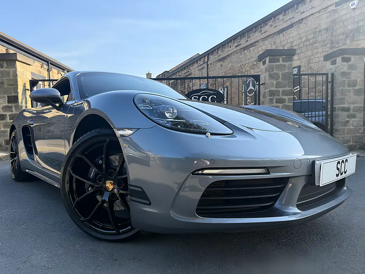 Used 2024 Porsche 718 Cayman Style Edition Vanadium Grey Metallic - Interior and Exterior details 6