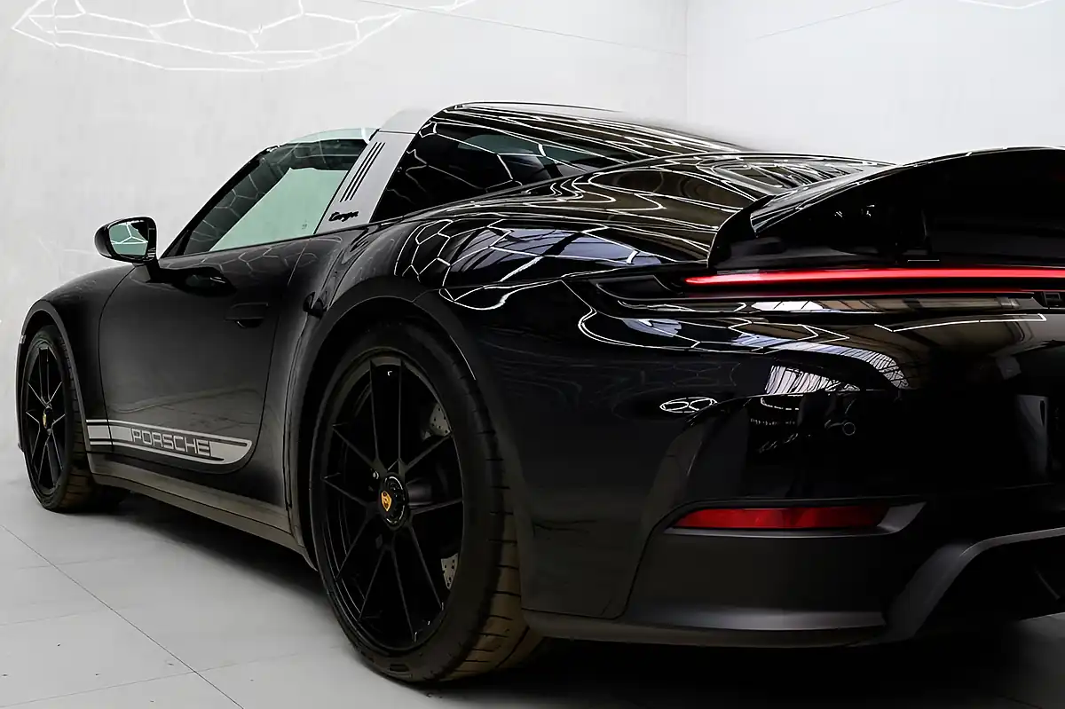 Used 2024 Porsche 911 4 Gts Targa Black - Interior and Exterior details 12