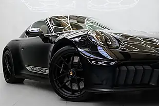 Used 2024 Porsche 911 4 Gts Targa Black - Interior and Exterior details 2