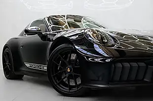 Used 2024 Porsche 911 4 Gts Targa Black - Interior and Exterior details 9