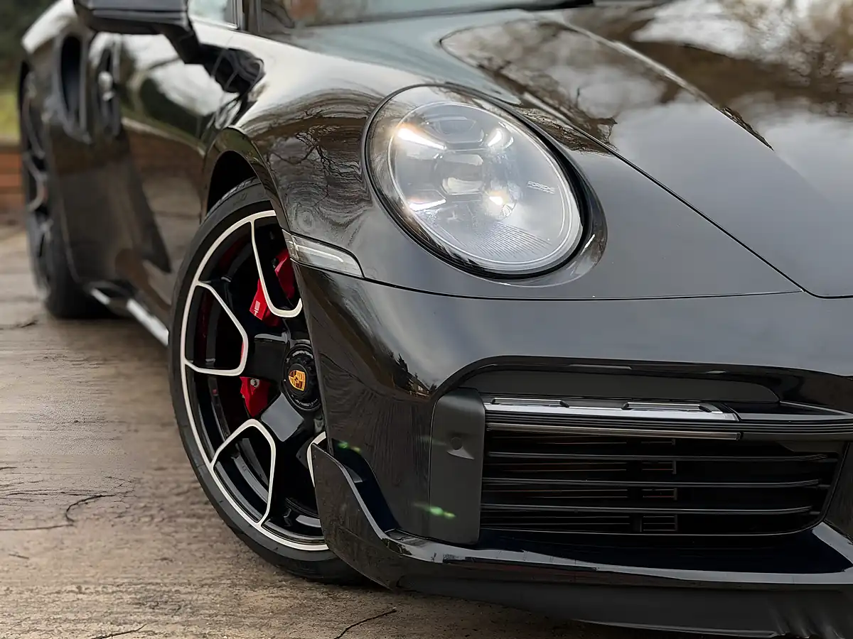 Used 2024 Porsche 911 992 Turbo Black - Interior and Exterior details 6