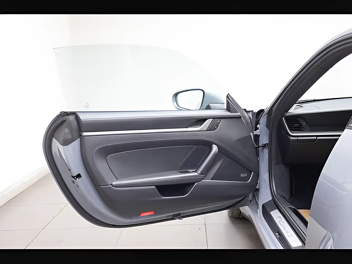 Used 2024 Porsche 911 Carrera S Arctic Grey - Interior and Exterior details 11