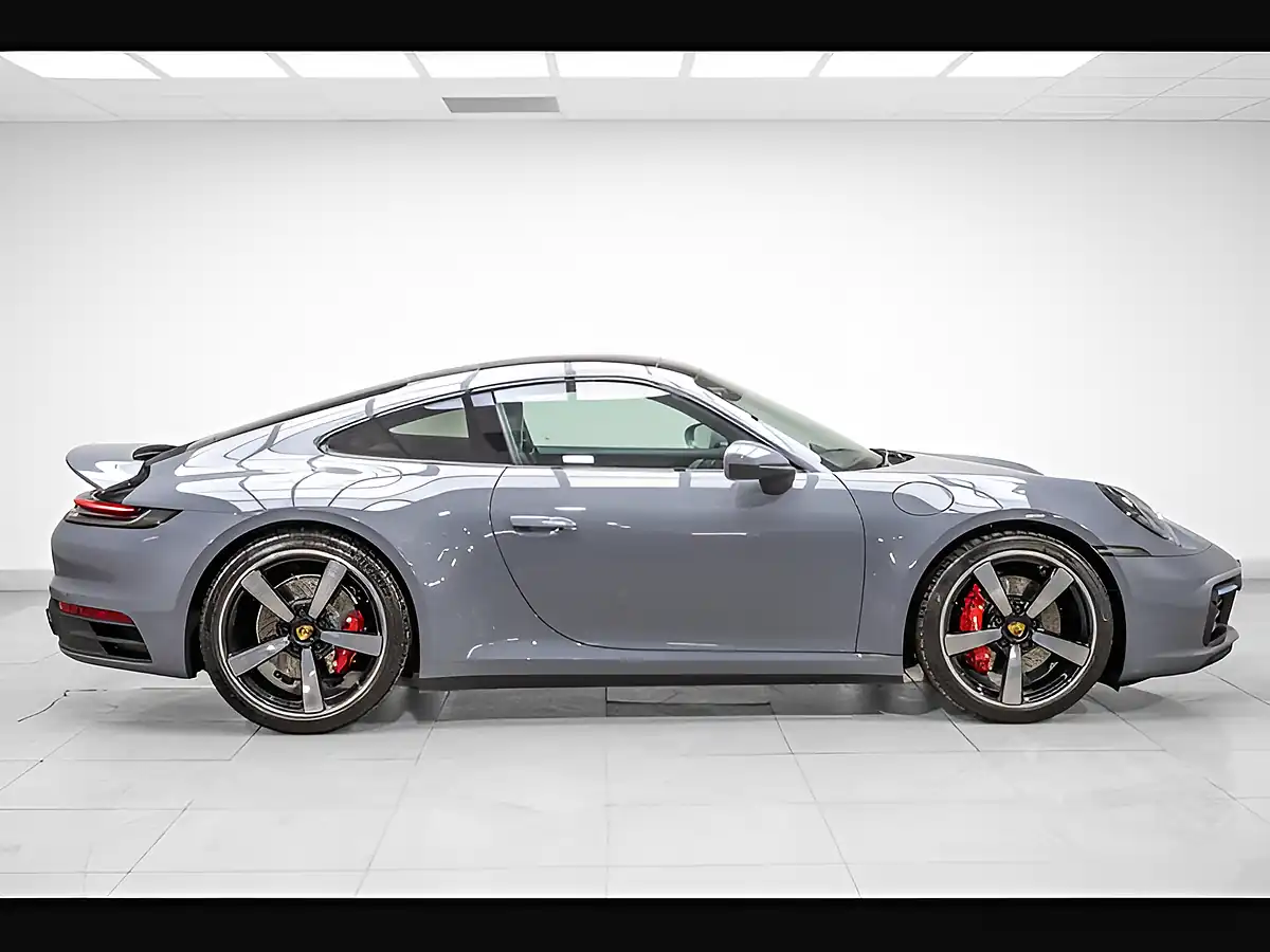 Used 2024 Porsche 911 Carrera S Arctic Grey - Interior and Exterior details 6
