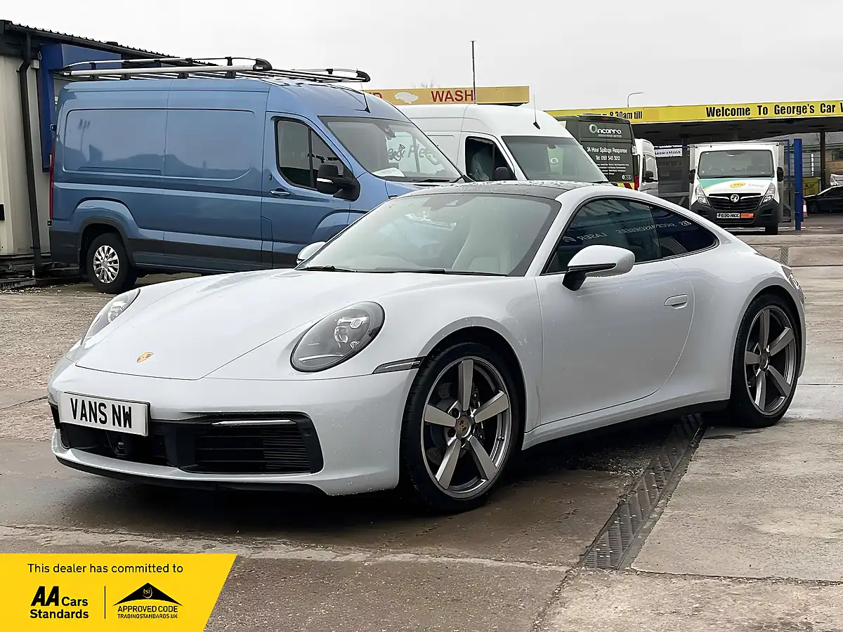 Used 2024 Porsche 911 Carrera T Ice Grey Metallic - Interior and Exterior details 3